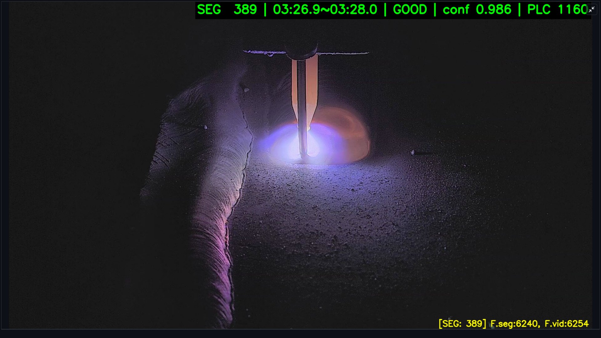 Torch camera view with live AI verdict: segment 389, GOOD, confidence 0.986, PLC feed 1160